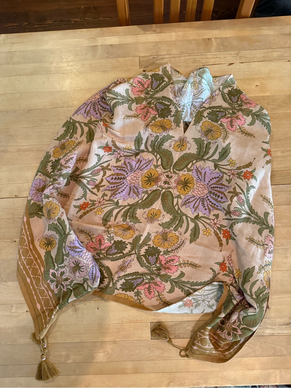 Spartina 449 Floral Linen-Blend Shawl in Tan and Green. Multicolor. OS.